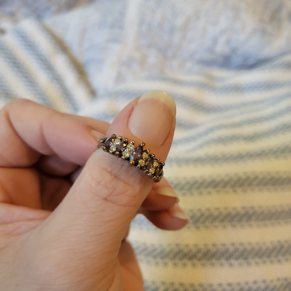 Set of 6 Amethyst/Purple stone rings Sz 6 - Picture 2 of 7
